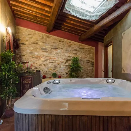 וילה La Dimora Dei Conti, Indulge In A Country With Jacuzzi Facing The Town! *